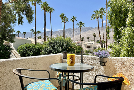 Front view of 1621 S Cerritos Drive in Palm Springs California