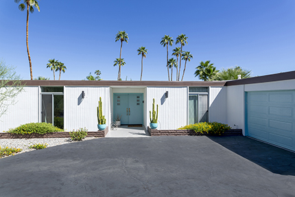 Front view of 71546 BISKRA ROAD in Palm Springs California