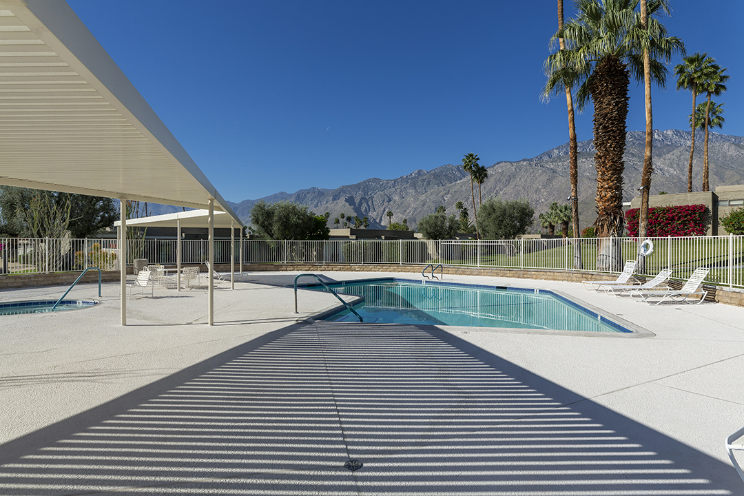 Interior design of 2033 E El Alameda in Palm Springs California