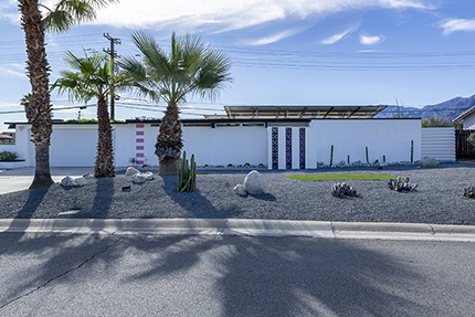 Front view of 2899 E San Juan Road in Palm Springs California