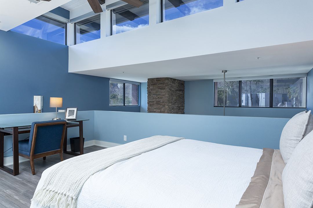 Primary bedroom image at 673 E Arenas Road in Palm Springs California