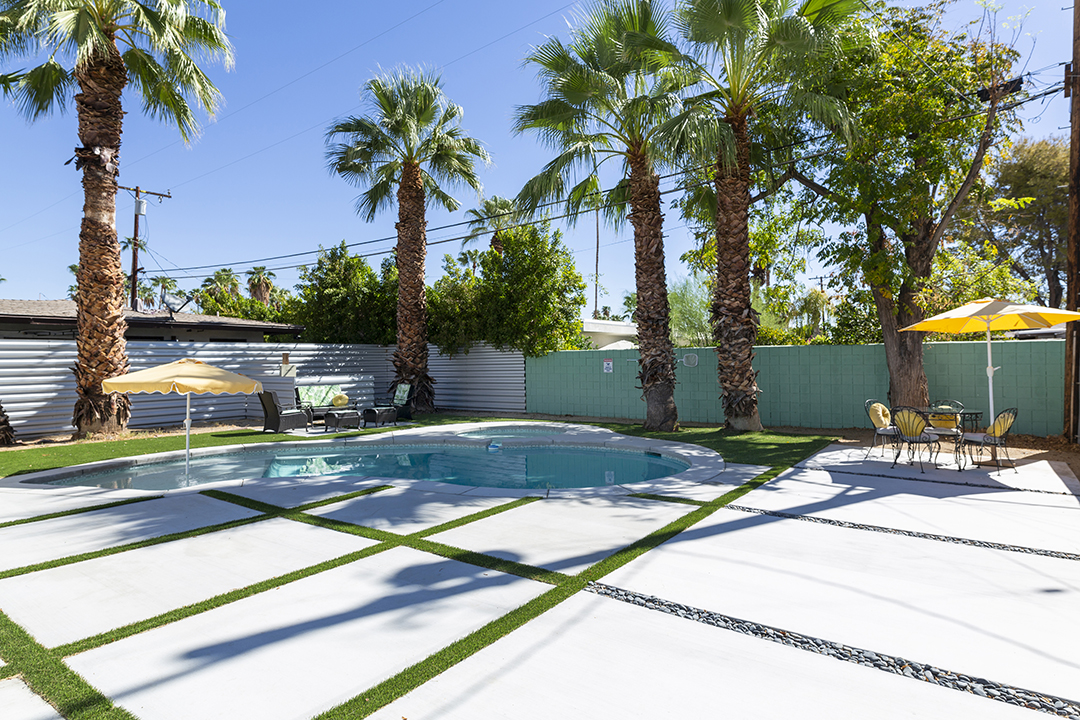 Iconic architectural home, 686 S Camino Real, in Palm Springs California
